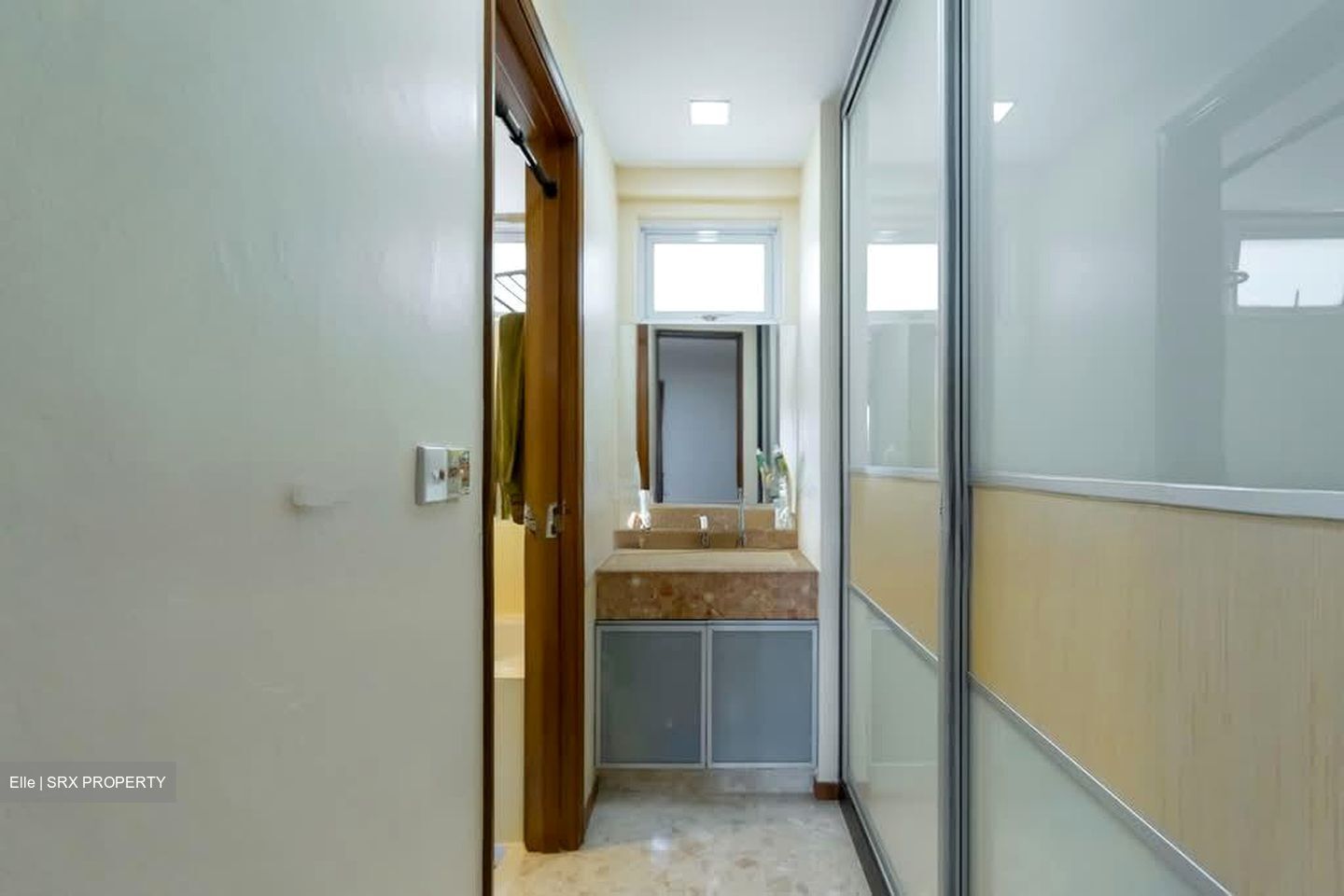 Sunrise Gardens (D28), Condominium #563044081